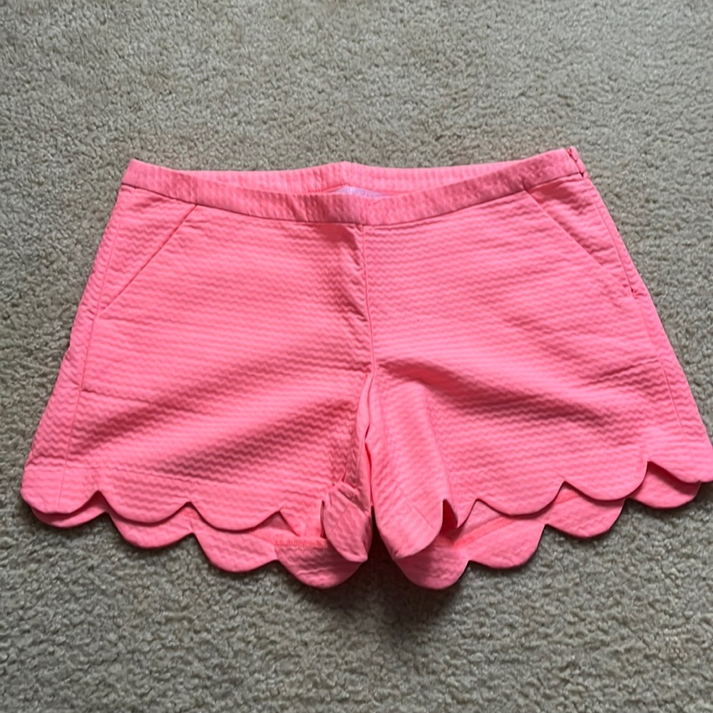 Lilly Pulitzer Size 4 Scalloped Neon Shorts